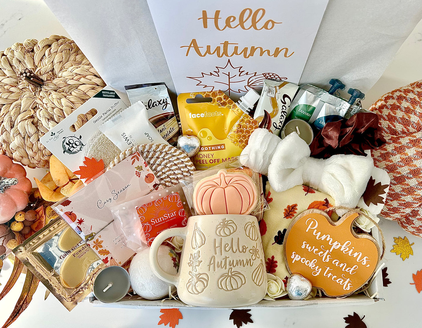 Autumn Pamper hamper, Letterbox Gift for Her , Cosy Self-Care Giftbox , Boo Box, Autumn Lover Giftbox, Halloween Gift Box, Personalised