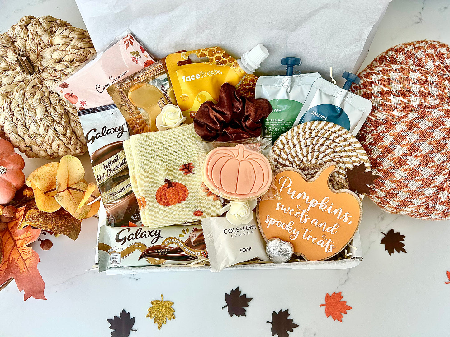 Autumn Pamper hamper, Letterbox Gift for Her , Cosy Self-Care Giftbox , Boo Box, Autumn Lover Giftbox, Halloween Gift Box, Personalised