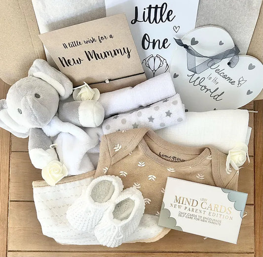 Baby Unisex Hamper Gift set , New Baby Gift, Baby shower gift, Baby Hamper, Neutral Baby Hamper