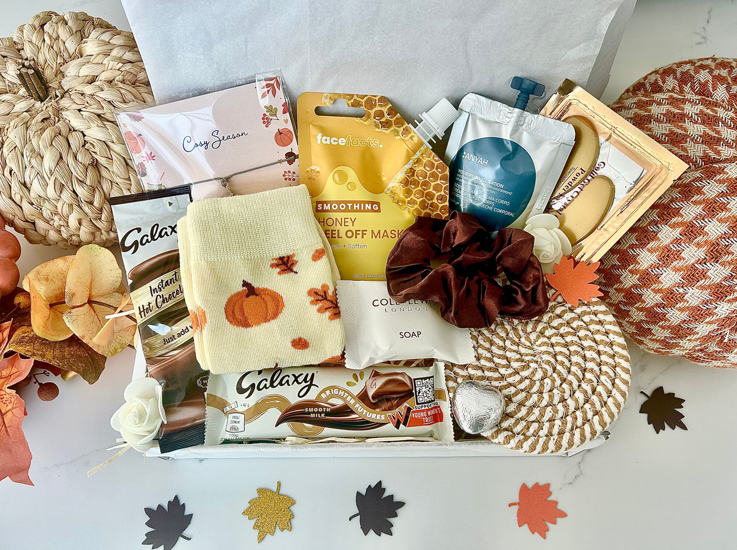 Autumn Pamper hamper, Letterbox Gift for Her , Cosy Self-Care Giftbox , Boo Box, Autumn Lover Giftbox, Halloween Gift Box, Personalised